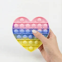 Pop It Rainbow Palette Coração