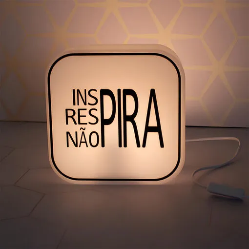 Luminária Box Não Pira para Mesa ou Parede Iluminação Indireta