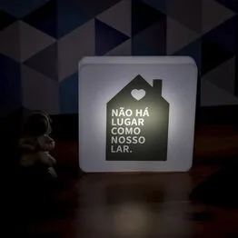 Luminária Slim Box Nosso Lar Luz Indireta Presente USB
