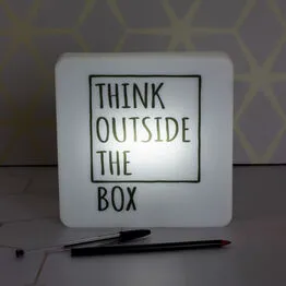 Luminária Slim Box Pense Fora da Caixa Luz Indireta Presente USB