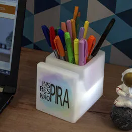 Organizador de Mesa Iluminado Não Pira Porta Lápis e Celulares