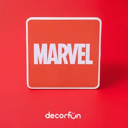Luminária Box Slim USB Marvel