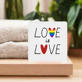 Luminária Box Slim Love Is Love USB