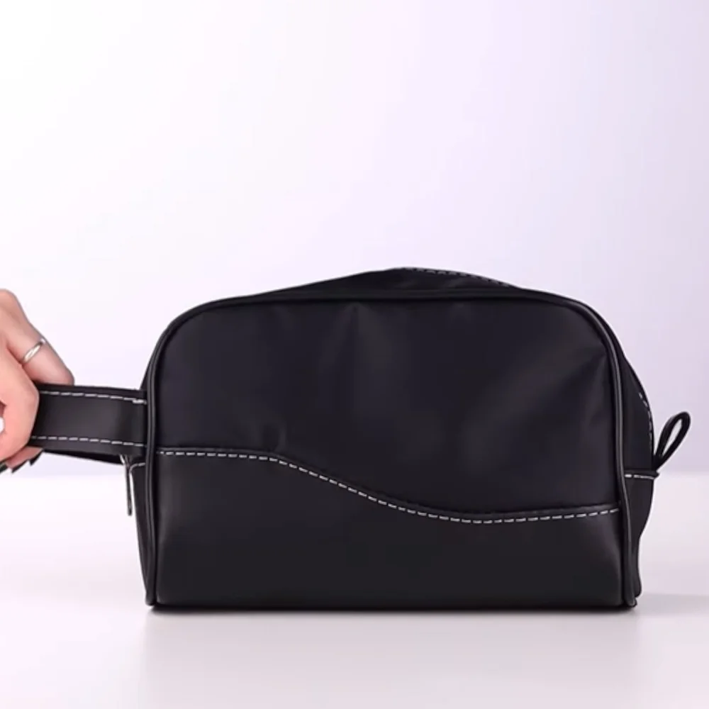 Necessaire Bicolor com Alça em Couro Sintético