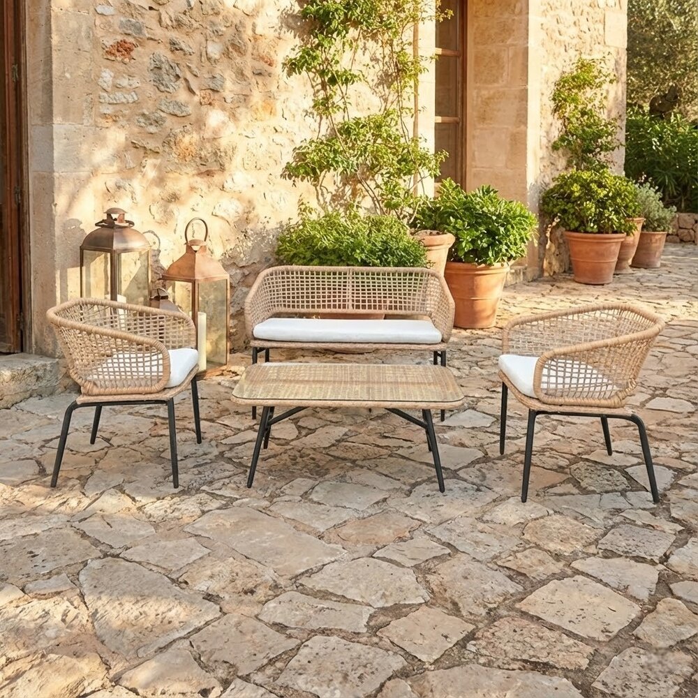 Conjunto de Área Externa 1 Sofá, 2 Poltronas e 1 Mesa Ratan Sorrento