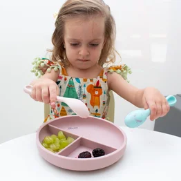 Prato de Silicone com Divisórias e Ventosa Rosa - Clingo
