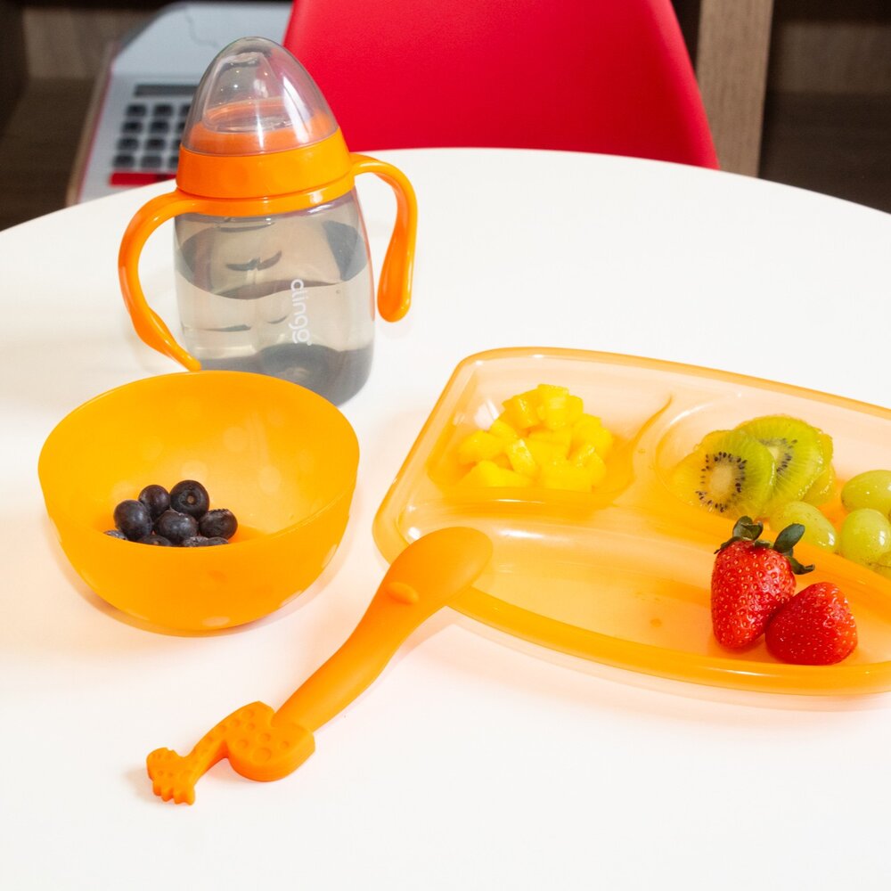 Colher em Silicone Premium Girafa Laranja Seguro para as Gengivas do Bebê