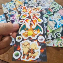 Conjunto 15 Cartelas de Adesivos Pokémon
