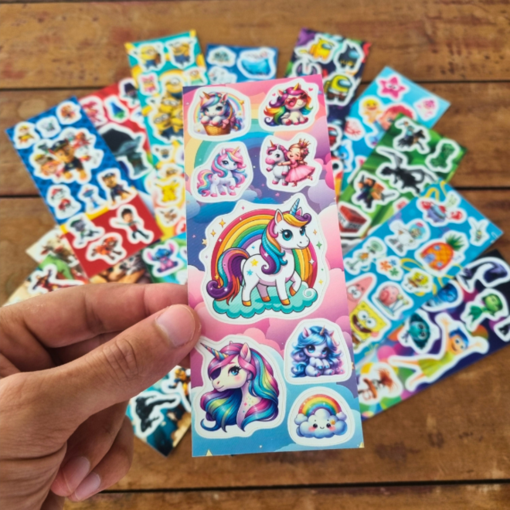 Conjunto 15 Cartelas de Adesivos Personagens Variados