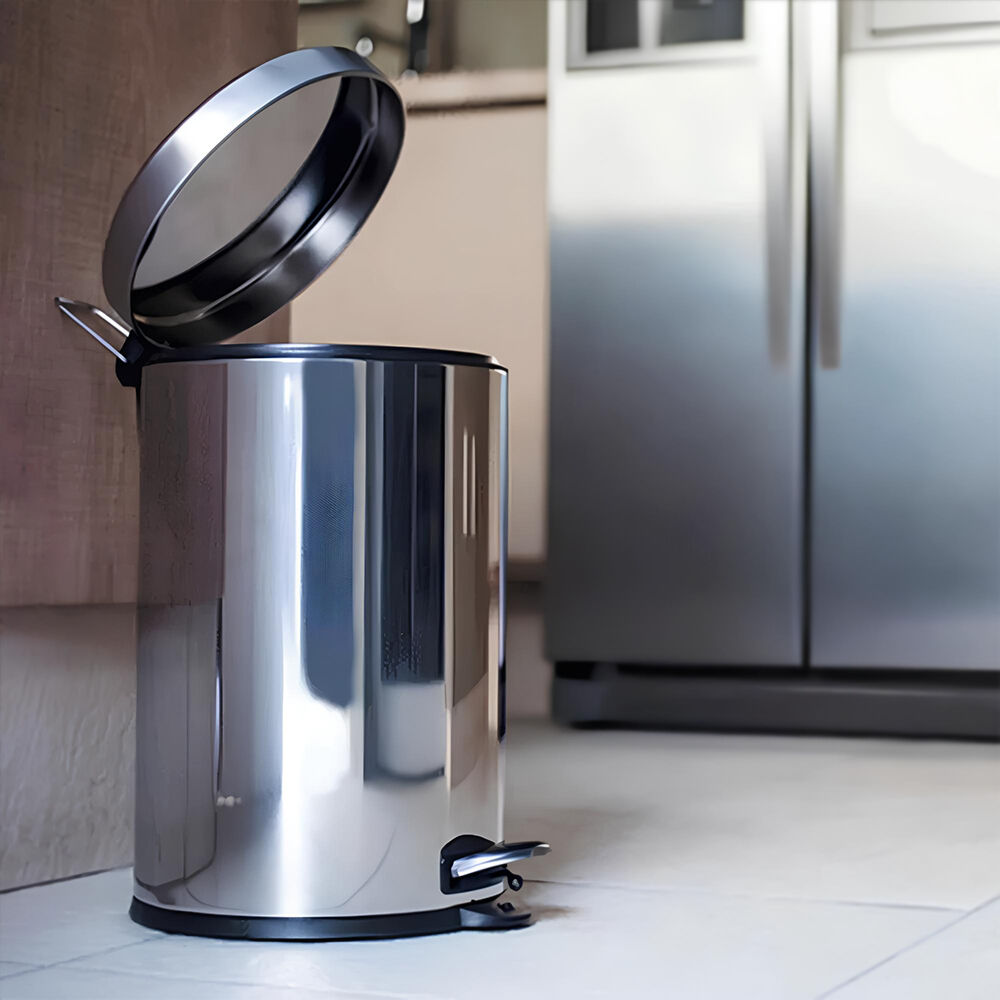 Lixeira Redonda de Chão em Inox 5 Litros com Pedal