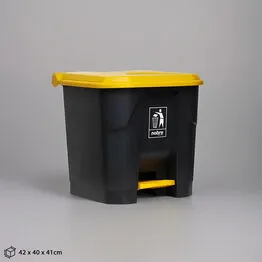 Lixeira Plástica Reforçada com Pedal 35 Litros Lixo Hospitalar