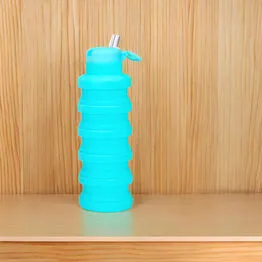Garrafa Silicone Retrátil Dobrável Portátil 500ml com Bico e Alça Verde