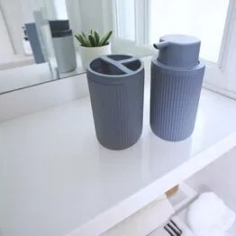 Conjunto para Banheiro 2 Peças Mood – Dispenser e Porta Escova Cinza