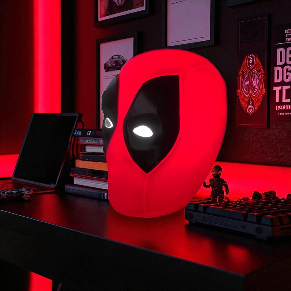 Luminária 3D Deadpool Marvel Bivolt Decoração Geek Vermelha