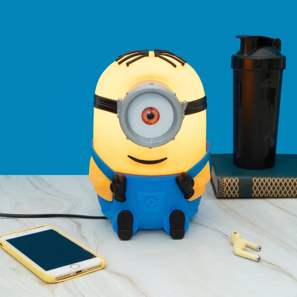 Luminária 3D Minion Stuart Bivolt Oficial Universal Decoração Infantil