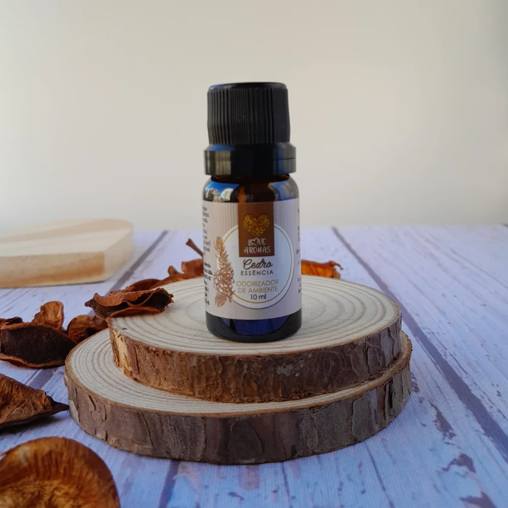 Essência Aromática Cedro 10ml Love Aromas para Difusor Elétrico