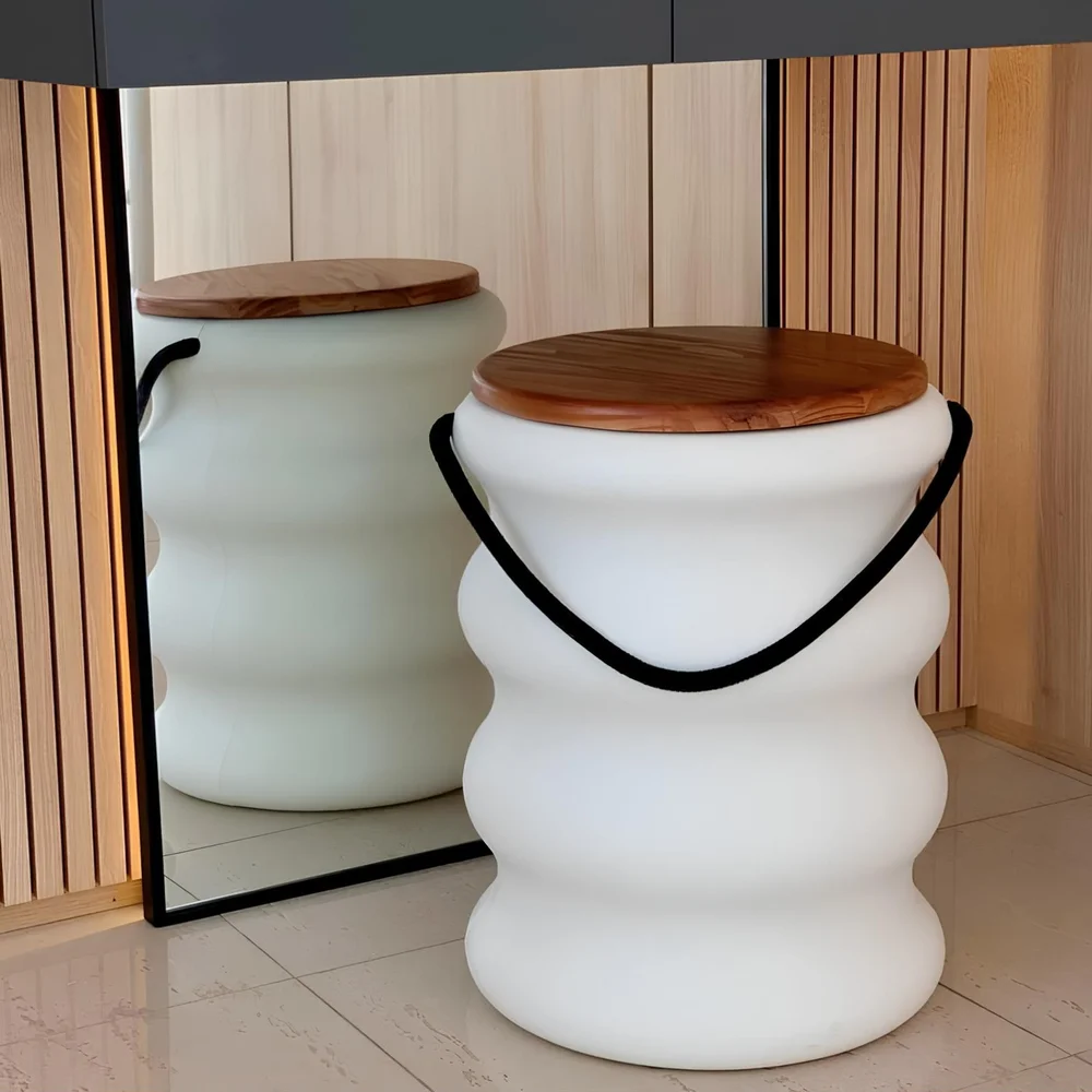 Banqueta Baú Ondulada Tampo de Madeira e Alça em Corda Náutica