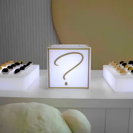 Cubo Iluminado para Chá Revelação com Fio - Boy or Girl?