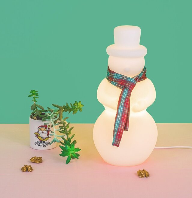 Luminária Boneco de Neve Natal Polietileno Bivolt Decoração Natalina
