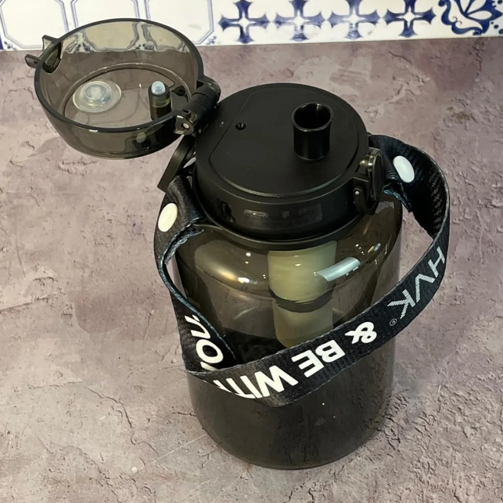 Garrafa 1L Preta com Filtro de Carvão Ativado até 1200L