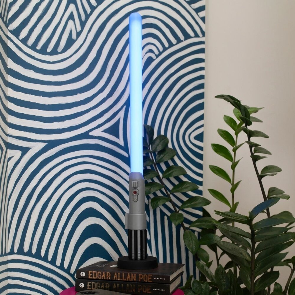 Luminária Sabre Luke Skywalker Star Wars Oficial Bivolt de Mesa
