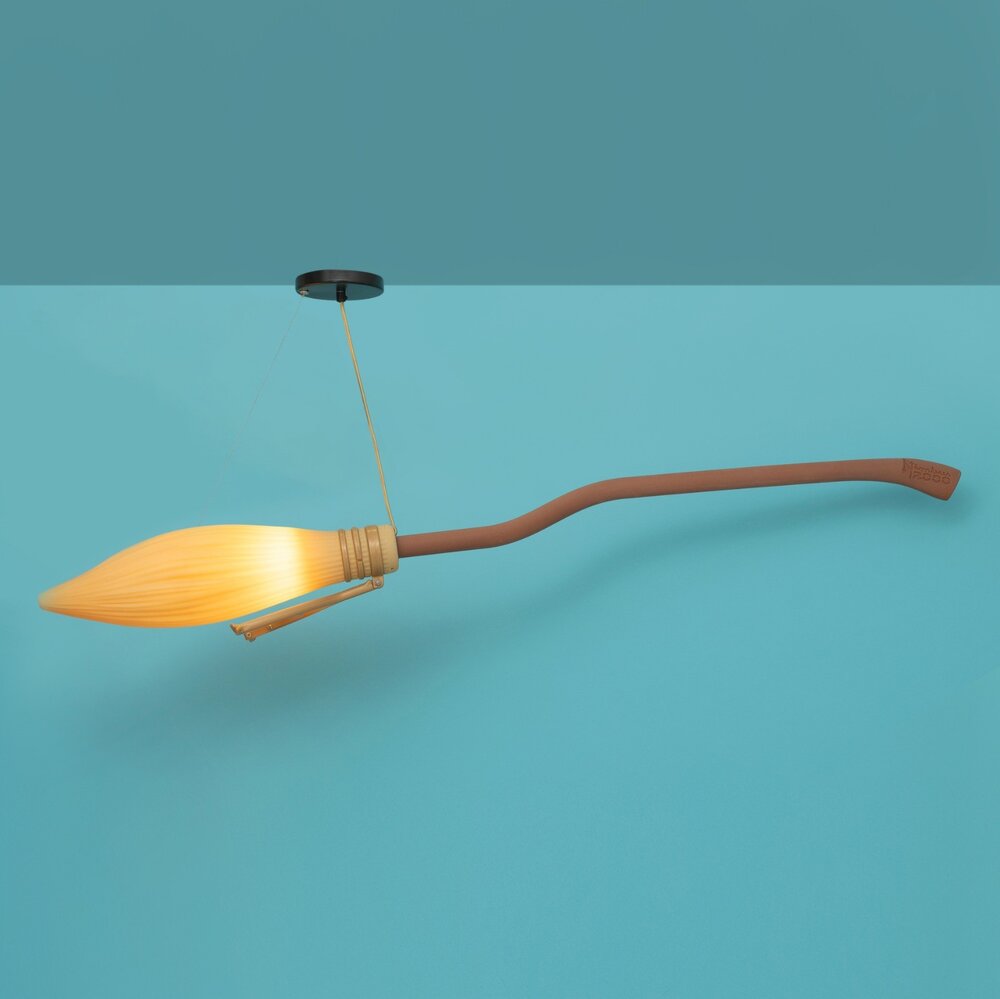 Luminária Pendente Nimbus 2000 Harry Potter Oficial Bivolt