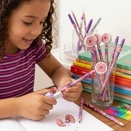 Kit Escolar com 2 Lápis, Apontador e Borracha Sweeties
