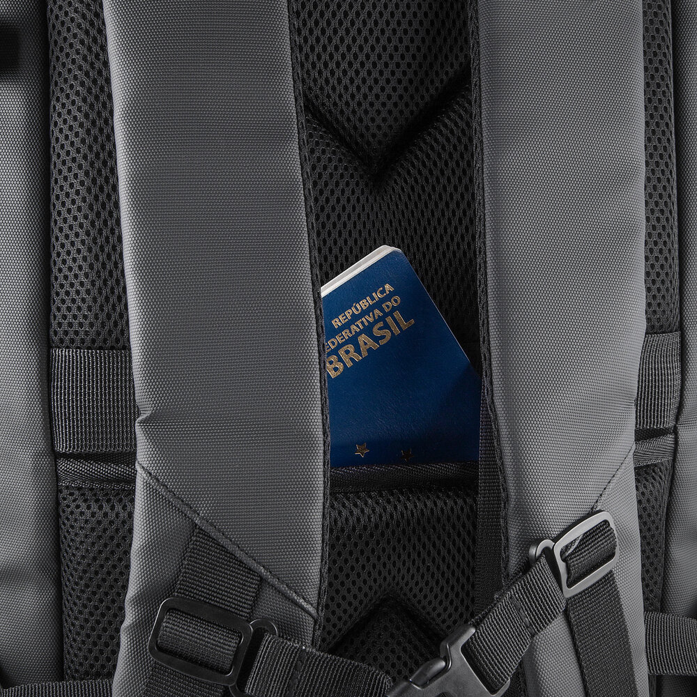 Mochila Mala com Bomba a Vácuo Expansível 31-45L USB Tipo-C